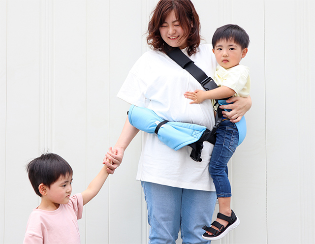 抱っこ紐のアンジュモ日常